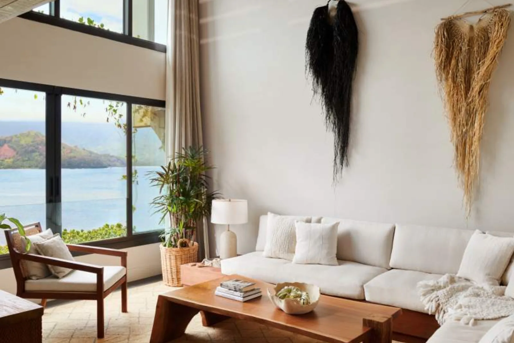 Ocean-view suite at 1 Hotel Hanalei Bay